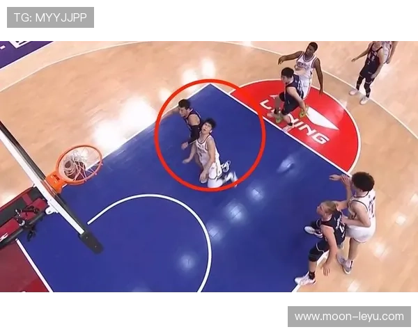 危险动作判罚要点无需接触也可判间接任意球