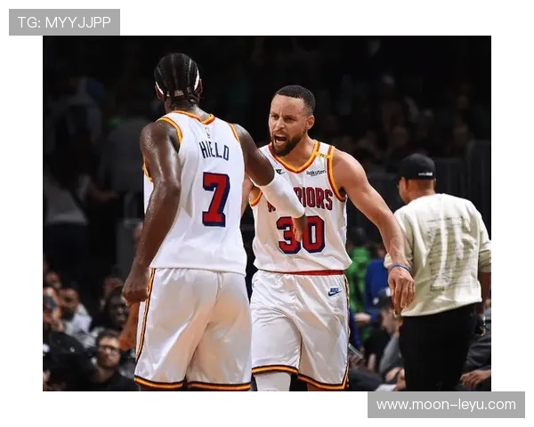 拉贾·朗多无球跑动提升篮网组织效率显著不同于库里助攻模式